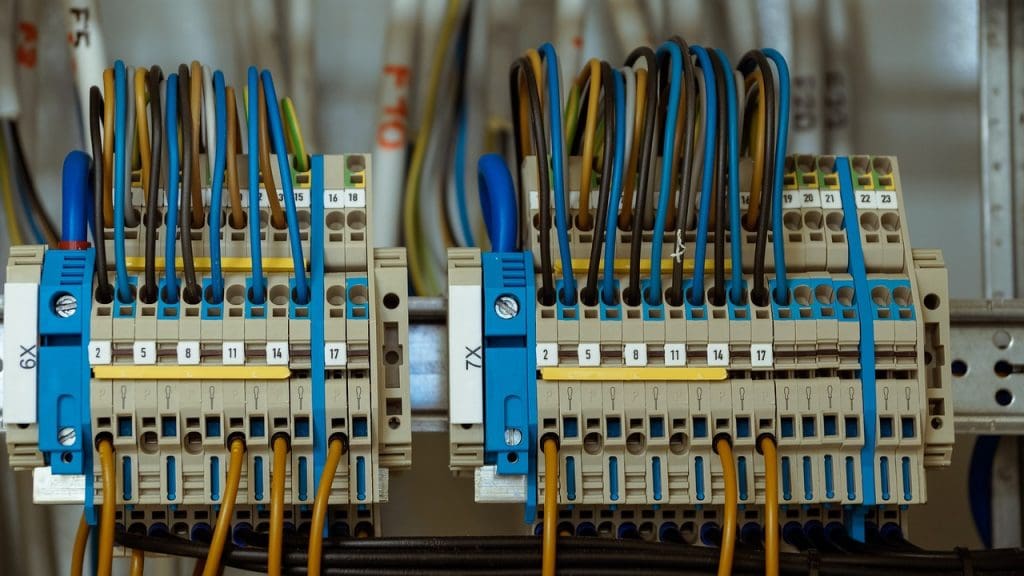 A hero image showing an overview of electrical engineering in South Africa, highlighting its importance as a key sector in the country's technical workforce and its diverse career paths in power systems, electronics, and telecommunications. The field demonstrates substantial growth potential with competitive pay packages, making it one of the highest-paying engineering jobs in South Africa